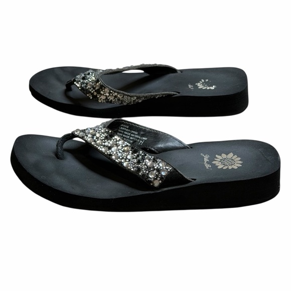10/$25🦋 Yellow Box Jarvis Black & Silver Rhinestone Sandals - Size 7.5 - Picture 4 of 12